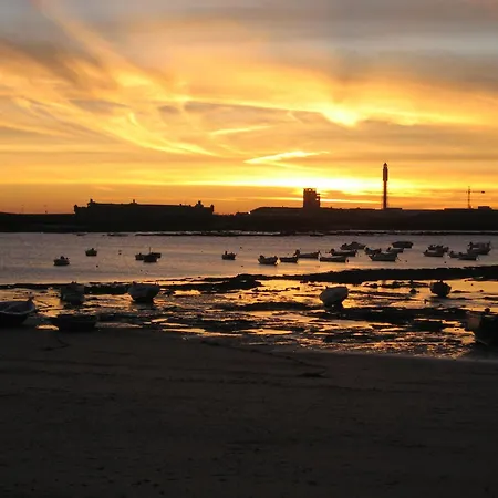 Appartamento Alba By Cadiz4rentals *