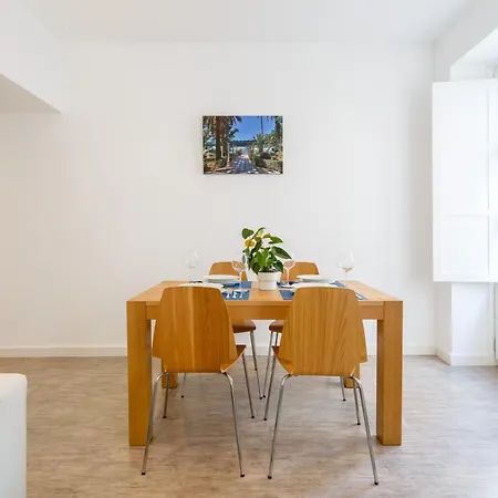 Alba By Cadiz4rentals *