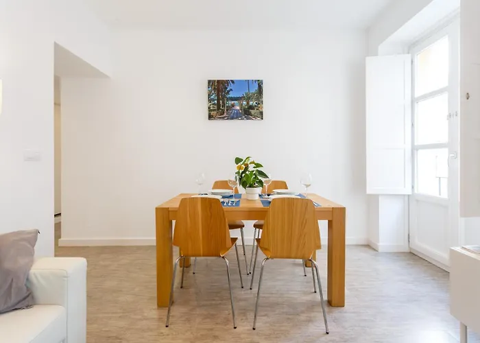 Alba By Cadiz4rentals *